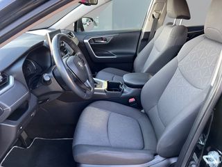 Toyota Rav4 2.5l 220H Advance