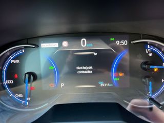 Toyota Rav4 2.5l 220H Advance