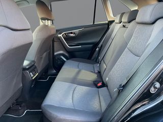 Toyota Rav4 2.5l 220H Advance