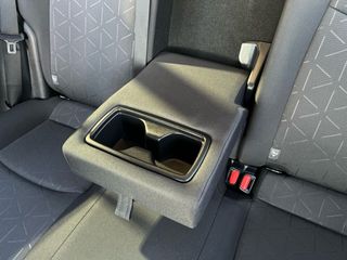 Toyota Rav4 2.5l 220H Advance