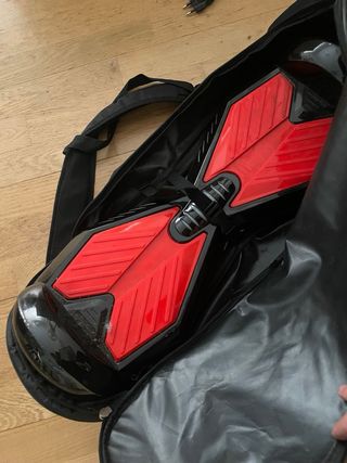 Hoverboard negro y rojo