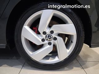 Volkswagen Golf GTI 2.0 TSI 180kW (245CV) DSG