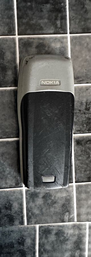Nokia 1100 - Telefono Cellulare