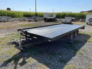 Remolque plataforma portacoches