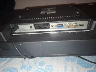 Televisor Bluesky Negro y Plateado