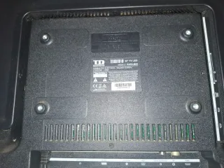 Televisor Bluesky Negro y Plateado