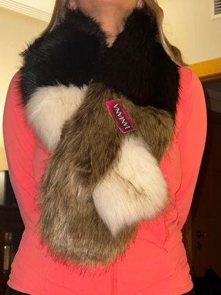 Cuello de pelo IANIANA nuevo