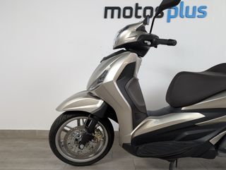 PIAGGIO BEVERLY 300 2023