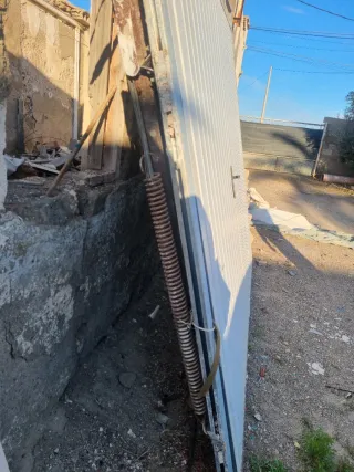 Puerta de garaje 3 m alto×3 ancho con el marco