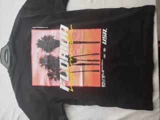 Camiseta Urbana Negra Estampado Florida