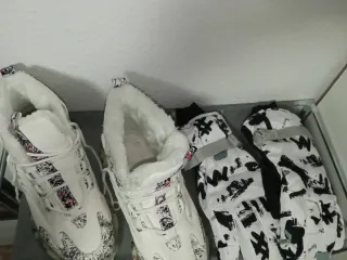 Botas Nieve y Guantes Frío