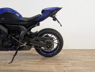 YAMAHA YZF R7 2022