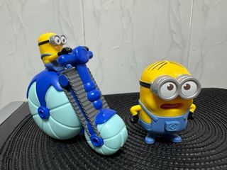 2 Muñecos Minion