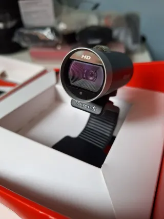 Microsoft LifeCam Cinema HD Webcam casi nueva