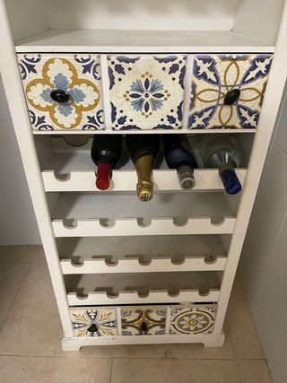 Botellero Rústico Blanco con Cajones Decorados