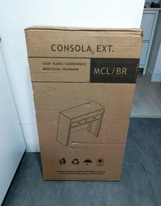 Mesa Consola Extensible. Sin estrenar.