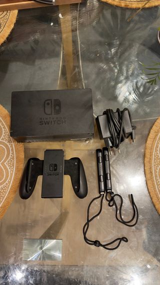 Nintendo Switch V1 completa + Dock y accesorios |