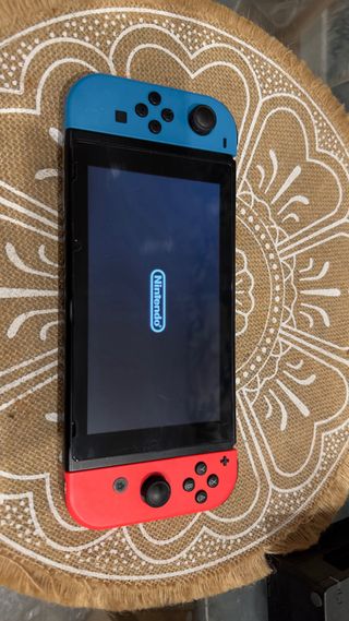 Nintendo Switch V1 completa + Dock y accesorios |