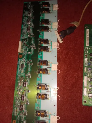 Placa base y altavoces TV Samsung