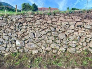 TERRENO URBANO EDIFICABLE EN SAN MARTIÑO- POIO.