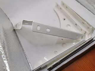 5 Staffe Metalliche Bianche per Scaffalature