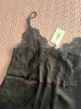 Top H&M encaje gasa negro