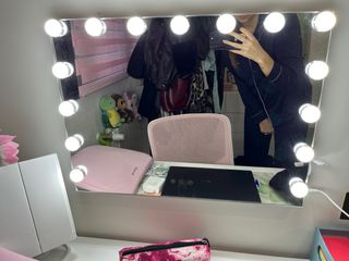 Specchio trucco con luci LED