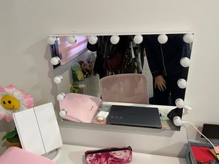 Specchio trucco con luci LED