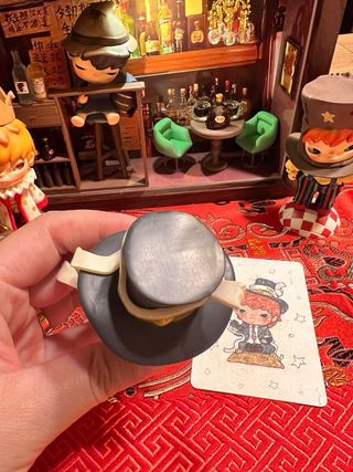 Figura Hirono The Businessman