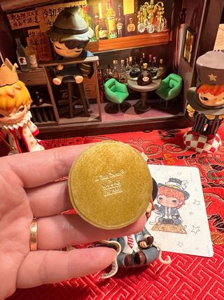 Figura Hirono The Businessman