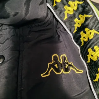 Chaqueta Kappa Negra