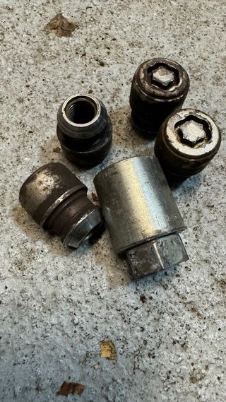 Tuercas Antirrobo Mazda MX5 NC