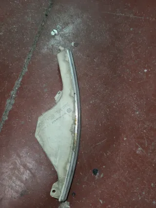 Piloto intermitente delantero derecho VW B6