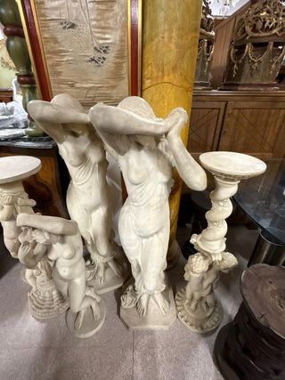 Estatuas antiguas de mármol