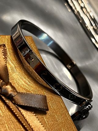 Pulsera Louis Vuitton con candado