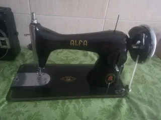 Cabeza Máquina Coser Antigua Alfa