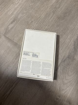 Apple iPad mini con caja