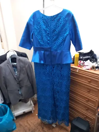 Traje de noche azul talla 48