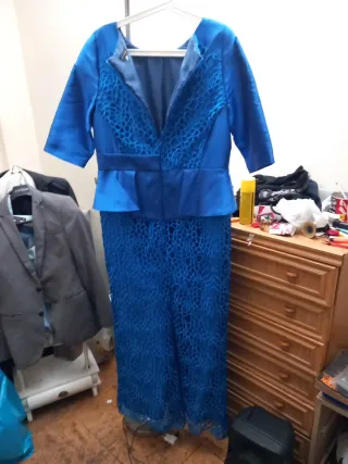 Traje de noche azul talla 48