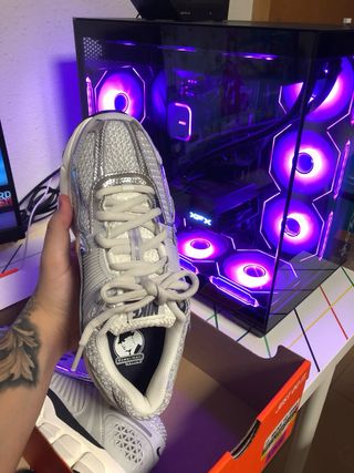 Nike Zoom Vomero 5 Mujer Plata