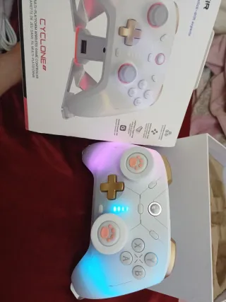 Mando GameSir T4 Cyclone 2 como nuevo