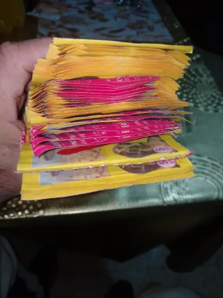 72 Sobres Cromos V Pintor Stolz 36 Desperfecto