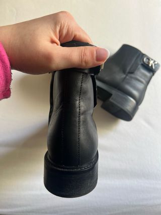 Botines Calvin Klein Negros