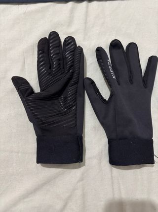 Guantes Kipsta negros para frío