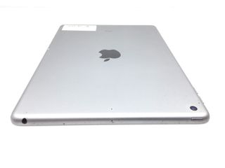 ipad apple ipad (5 gen) (wi-fi) (a1822) 128gb