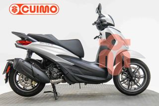 PIAGGIO BEVERLY 300 HPE