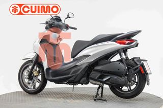 PIAGGIO BEVERLY 300 HPE