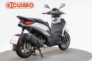 PIAGGIO BEVERLY 300 HPE