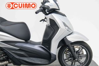 PIAGGIO BEVERLY 300 HPE