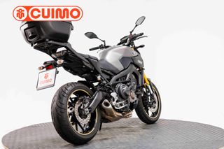YAMAHA MT 09